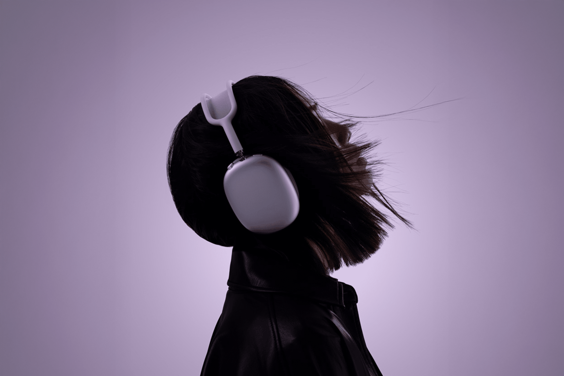 老音乐的主导地位引发了流媒体排名的惊人转变 Apple Music 的年终榜单继续呈现出清晰的模式：旧目录曲目的表现优于许多最近发行的曲目，重塑了听众在主要平台上发现和重播音乐的方式。