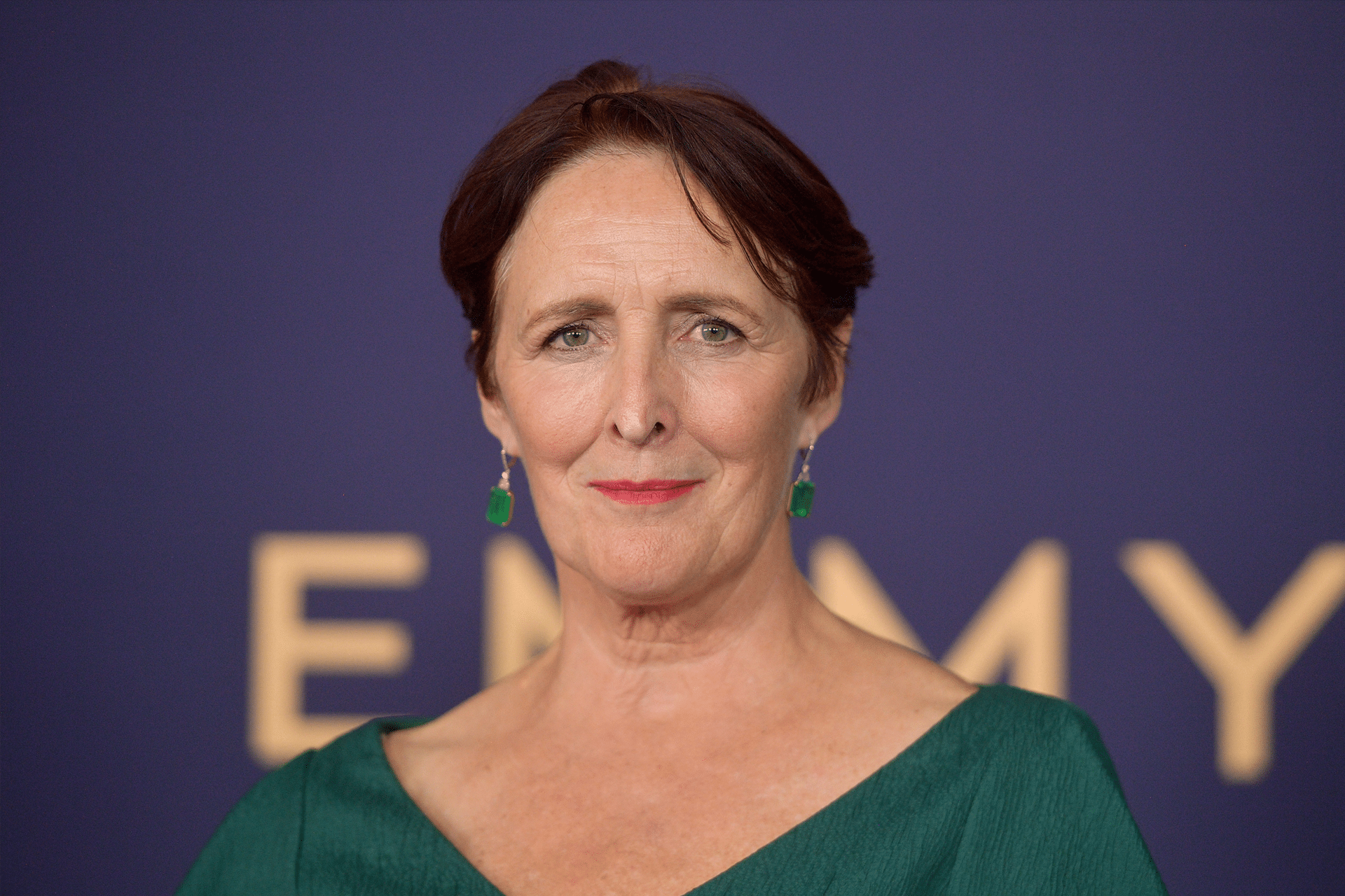“假定无辜”第2季增加了菲奥娜·肖（Fiona Shaw） 假定的无辜者将在Apple TV+的第2季中返回，备受赞誉的女演员Fiona Shaw以关键角色加入了合奏。