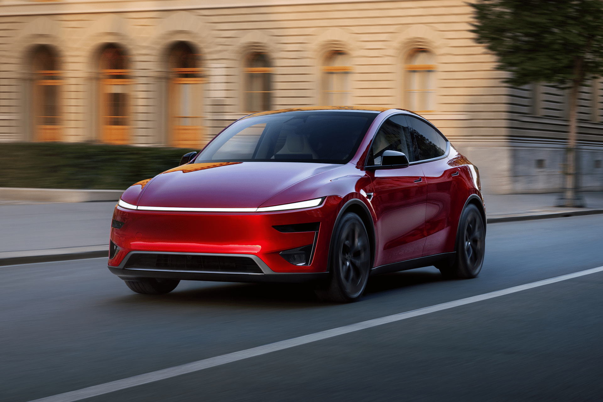 据报道，特斯拉正在其车辆中测试 Apple CarPlay 据报道，特斯拉正在部分车辆中测试早期的 Apple CarPlay 集成，这标志着特斯拉可能会改变其长期以来仅使用软件的做法。