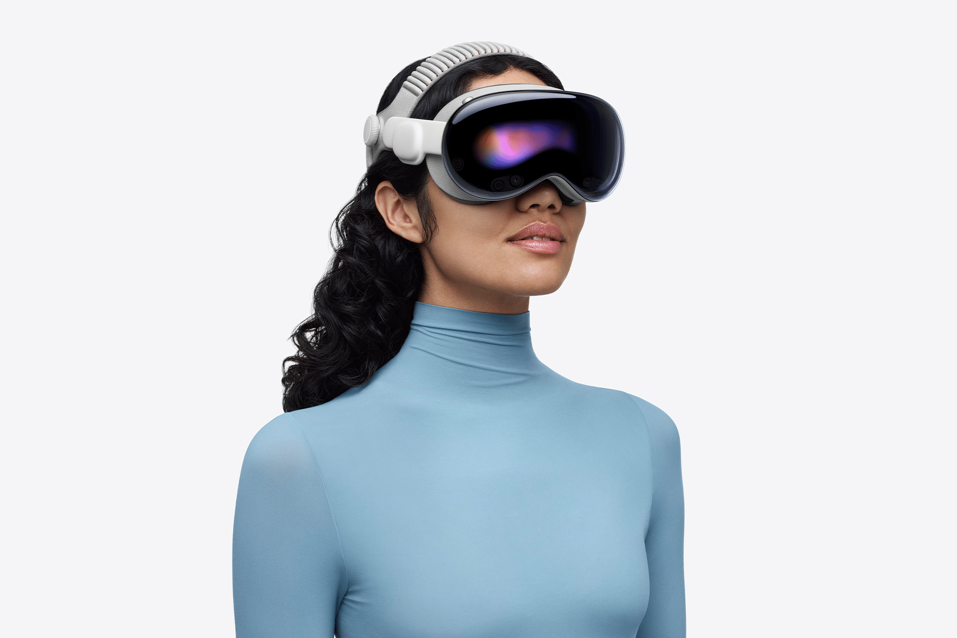 Vision Pro 应用程序扩展到 iPad 并具有跨设备空间功能 Vision Pro 应用程序即将登陆 iPad，实现跨设备空间体验，并与 iPadOS 更紧密地集成以实现创意和生产力工具。