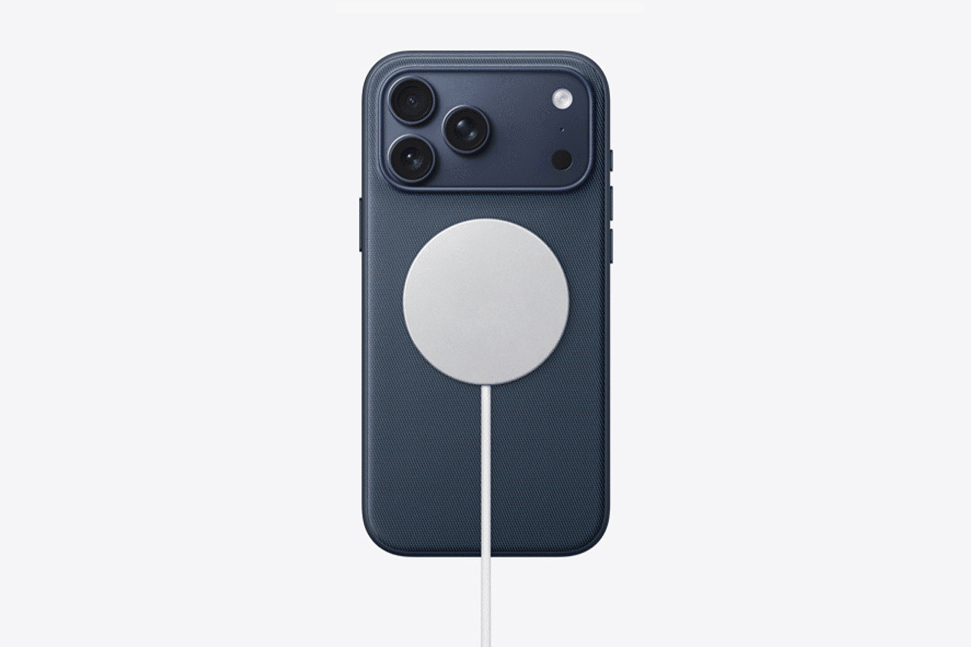 iPhone 17 电池续航时间需要切合实际 iPhone 17 的电池续航时间在纸面上声称很强大，但实际使用情况取决于屏幕时间、5G、相机工作、游戏、亮度和模型尺寸。